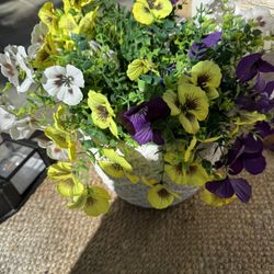 Artificial Flowers 12 Bundles Of Flowers . Comes In All The Colors 