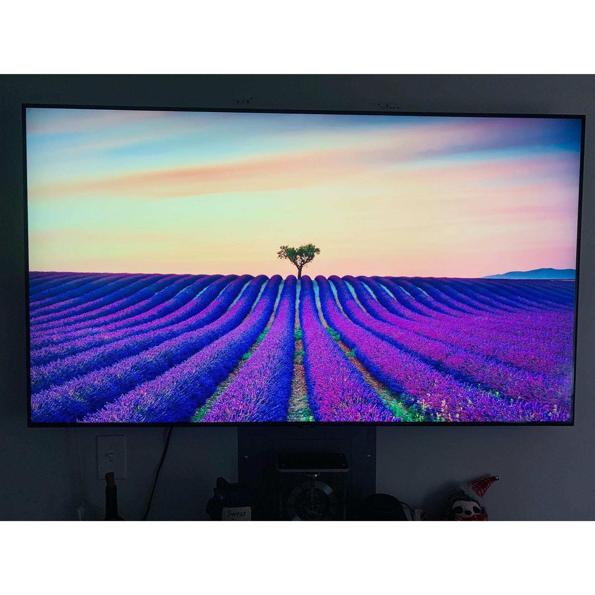 Stunning Samsung Q70 Series 65-Inch Smart TV, Flat QLED 4K UHD With Wall Mount, MOVING OUT SALE !!