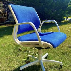 Vintage SteelCase Office Chair