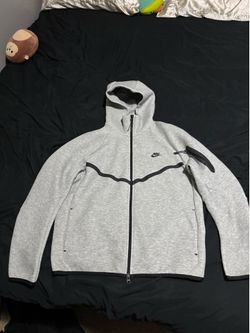 Grey Nike tech Hoodie