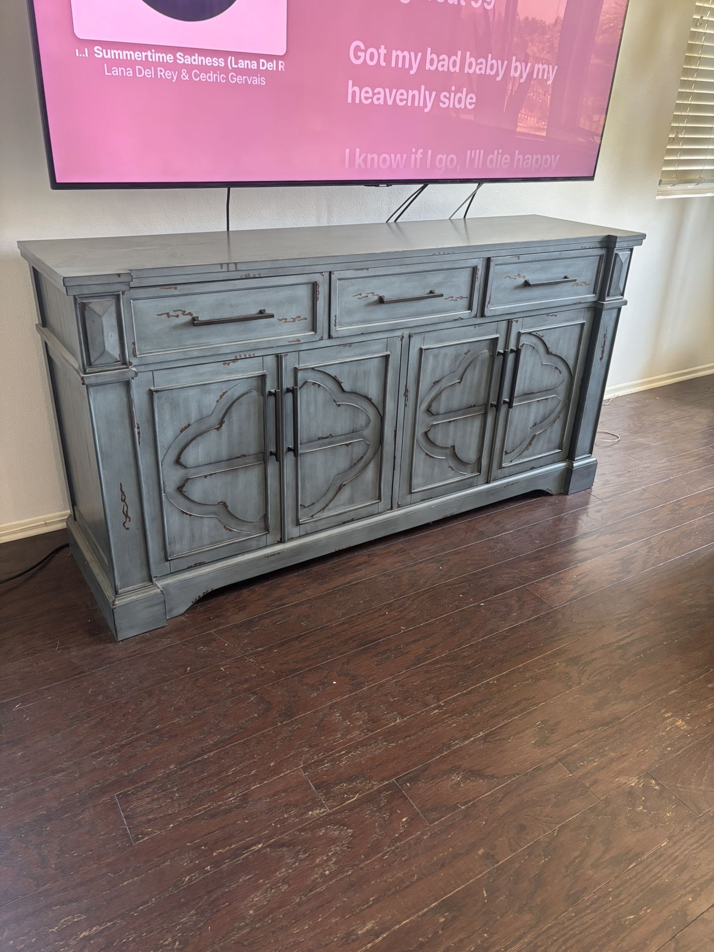 🎬 Rustic Blue Media Console – Excellent Condition