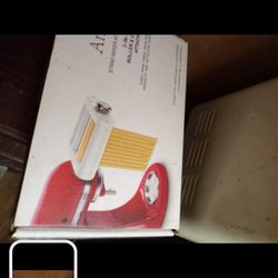 KitchenAid With Brand New Attachments