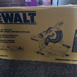 Dewalt 12” Double Bevel Sliding Compound Miter Saw