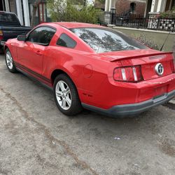 2010 Ford Mustang