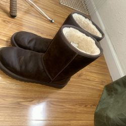 UGG BOOTS 