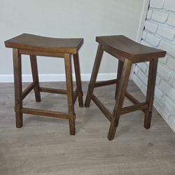 2 Counter Stools