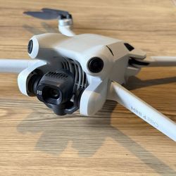 MINI 4 PRO