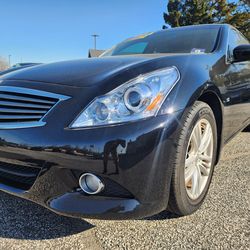 2015 Infiniti Q40
