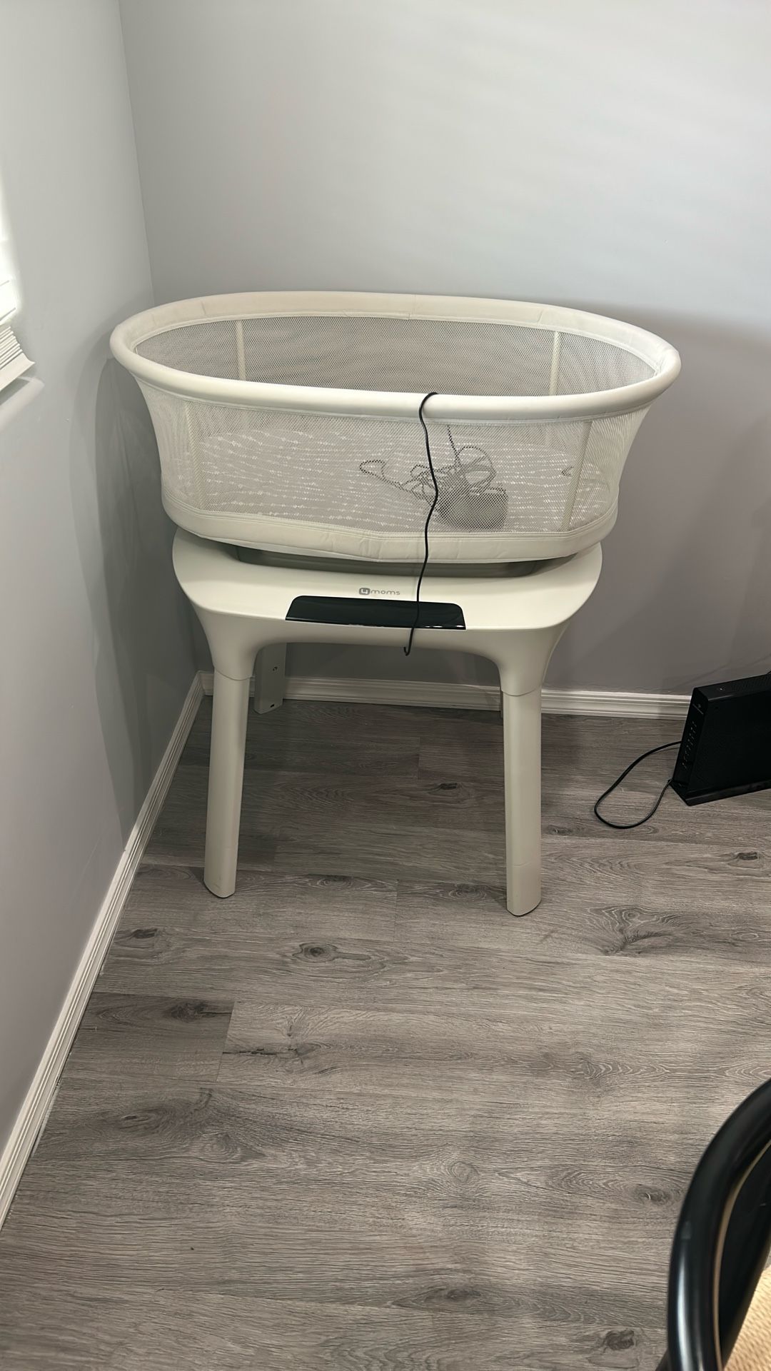 4 Moms Sleep Bassinet