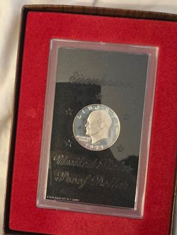 1971 Eisenhower US Mint Proof Dollar in case