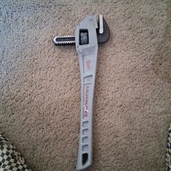 Pipe Wrench  Milwaukee  Aluminum 