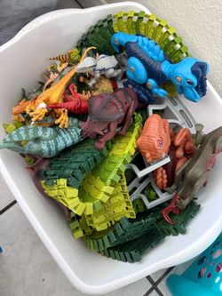 Dinos and tracks