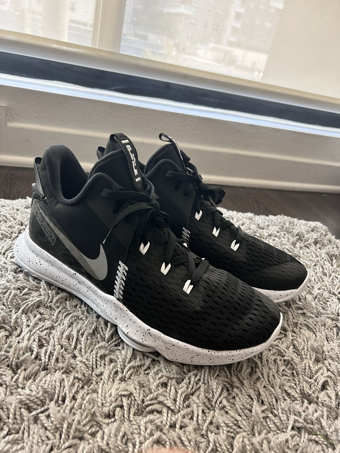 Nike Lebron Witness V.5 Yr 2020