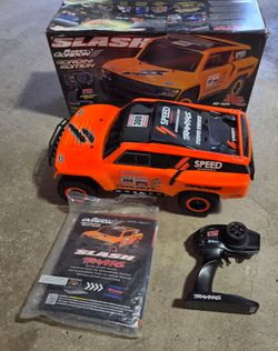 Traxxas 1/10 Robby Gordon Slash