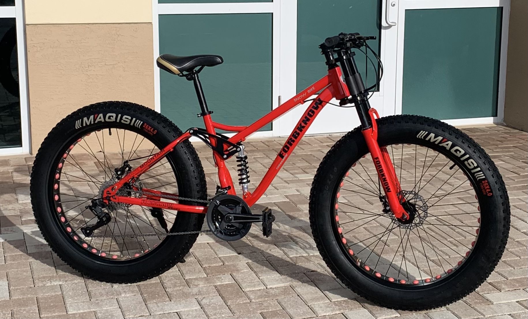 Foreknow FAT TIRE Bike 21 Speed 26X4.0 Mechanical Disc Breaks Snow Bike for Sale in West Palm Beach FL OfferUp