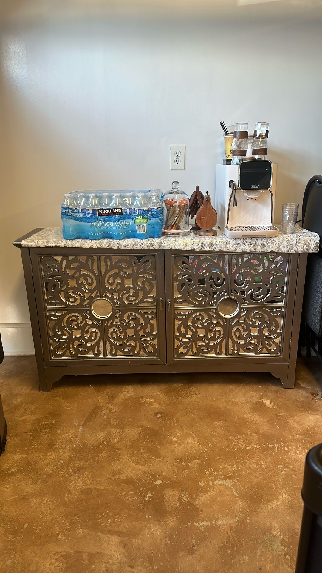 Grey Console