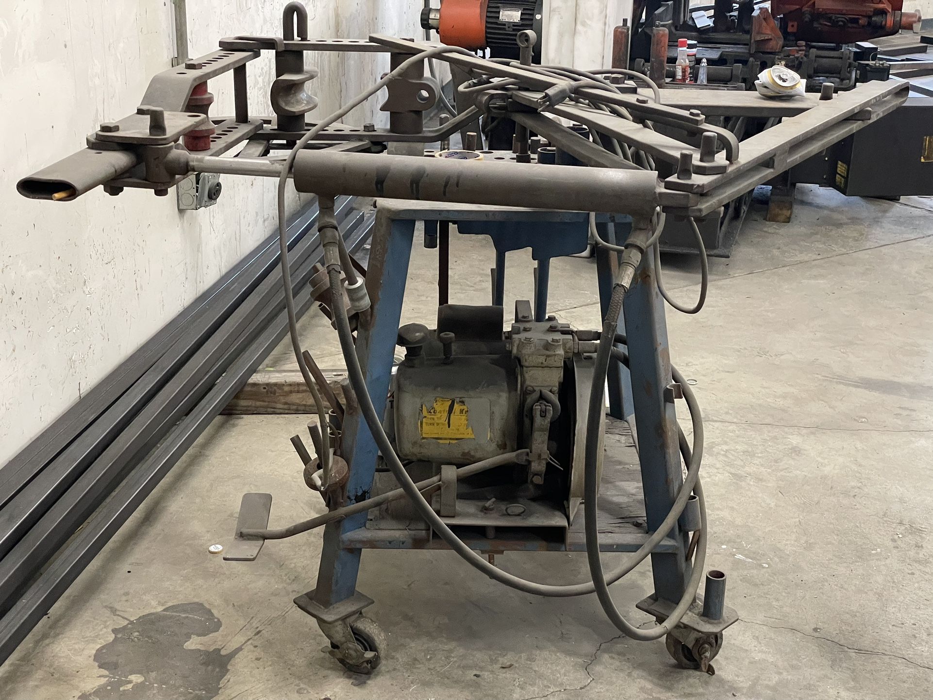 Hossfeld Hydraulic Bender