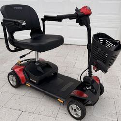 Pride GoGo Elite Traveller…4 Wheel Electric Scooter With Newer Battery 
