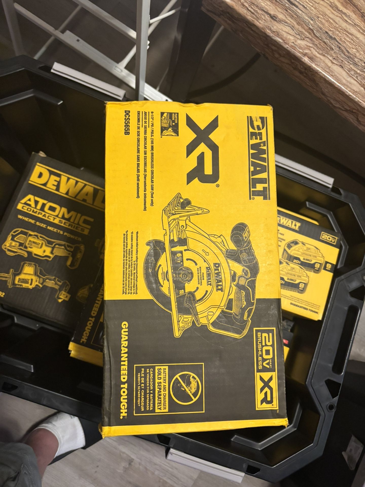 brand New Xr 6 1/2 Inch Dewalt Circular Saw