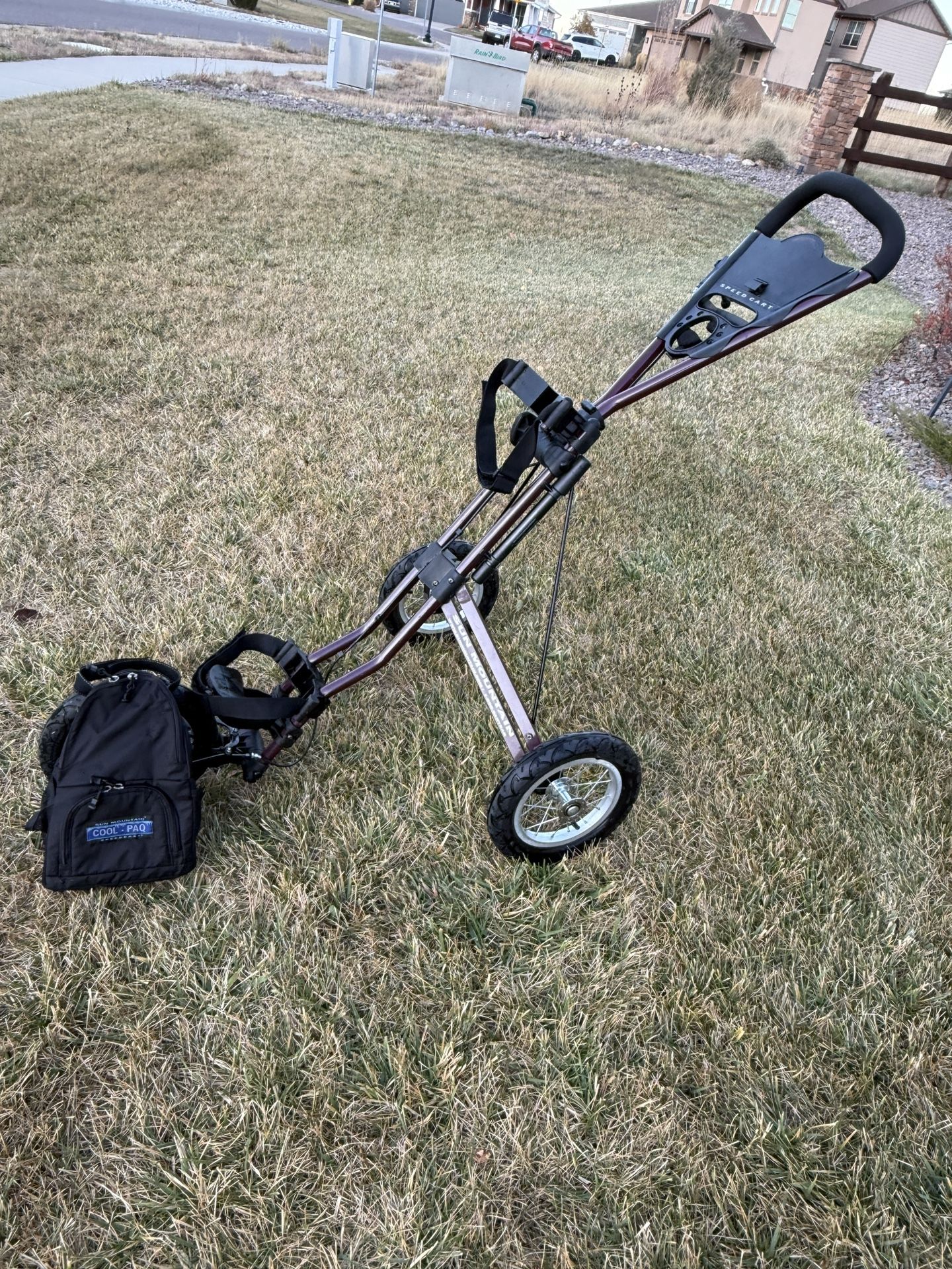 GOLF CART Sun Mountain Speed 3 wheeled push w/ Cool-Paq cooler & pump