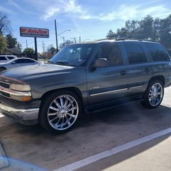 01 Chevy Tahoe