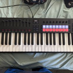 Novation Launchkey 49