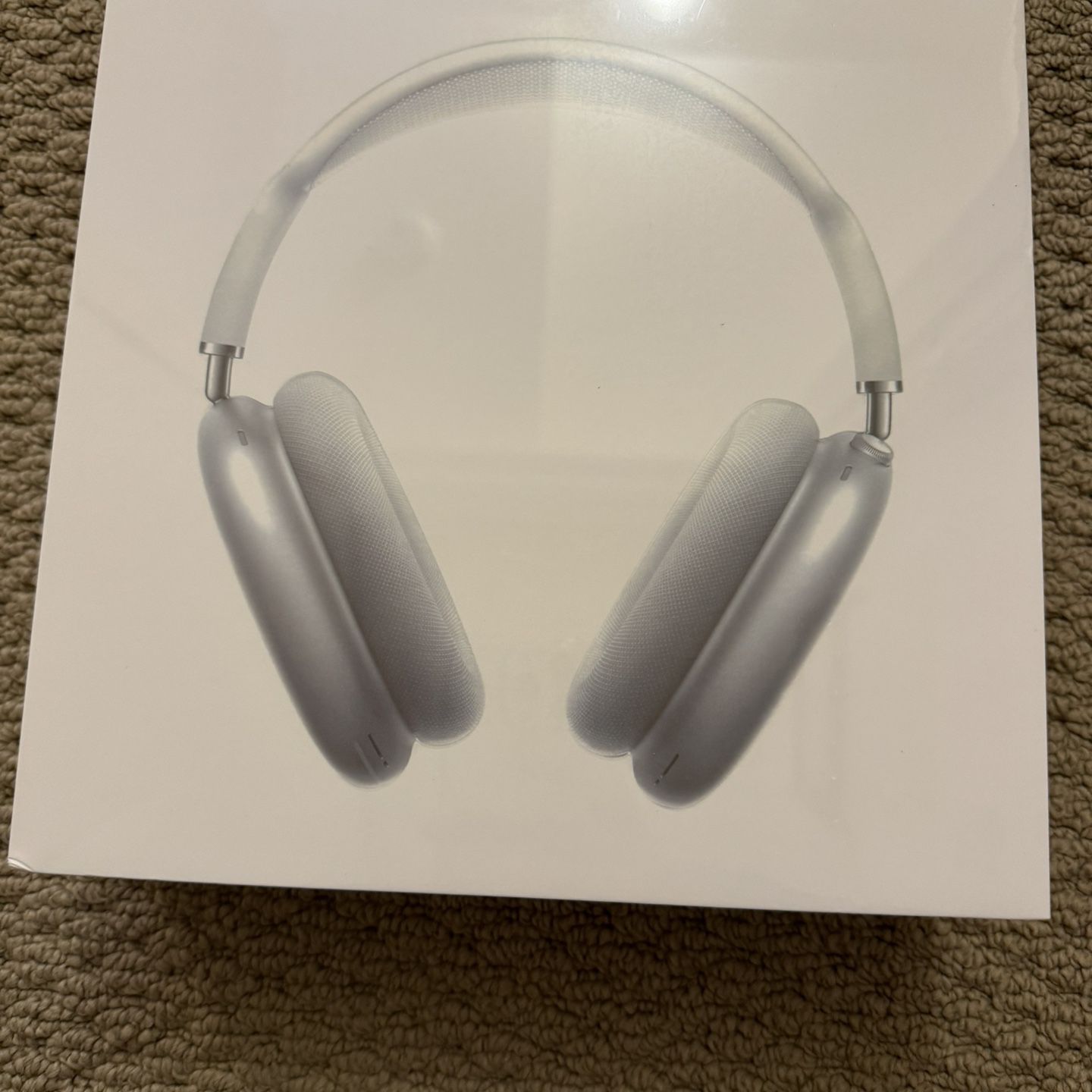 New Apple AirPods Max Silver