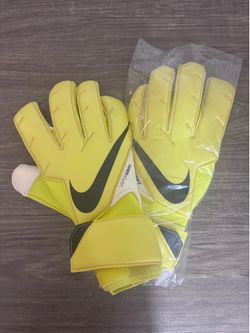 Nike Gloves