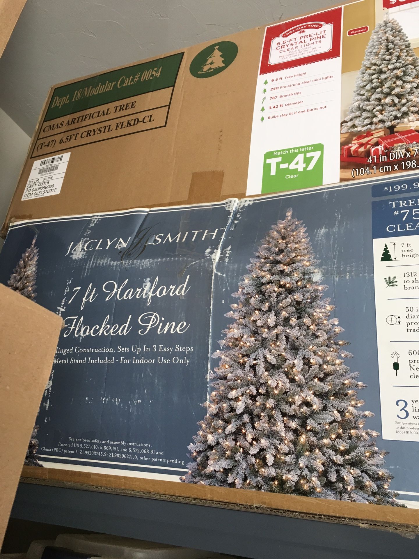 Jaclyn Smith 7ft Hartford Flocked Pine Christmas Tree