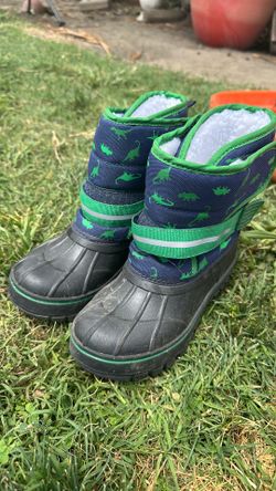 snow boots