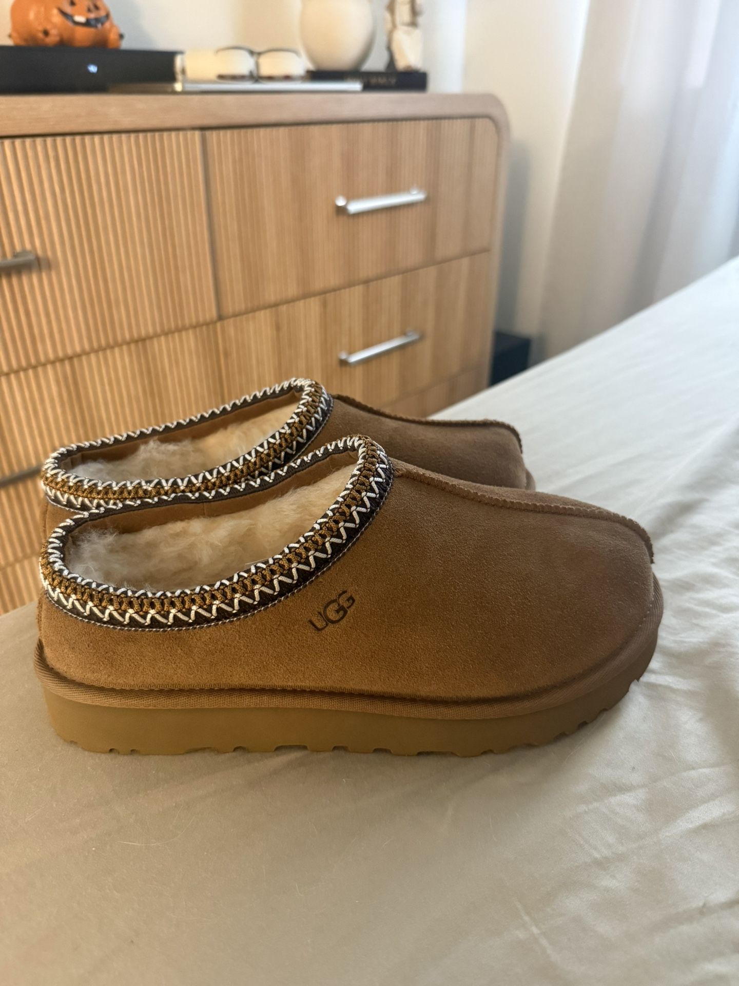 Ugg Tasman