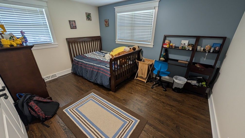 Kid's Bedroom Set
