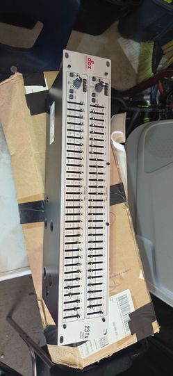 dbx 231s Dual Channel Graphic Equalizer