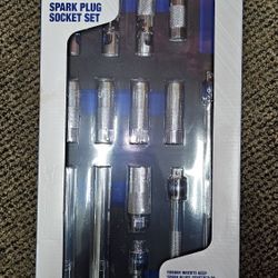QUINN 3/8 in. Drive SAE and Metric Spark Plug Socket Set, 14-Piece