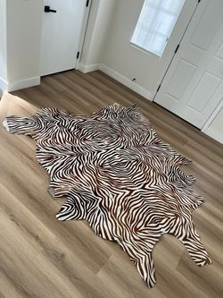 Large Genuine Cowhide Rug – Brown & Ivory Zebra Print – 7' x 6.5' – Like New
