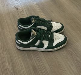 Nike Dunk Green Size 9.5