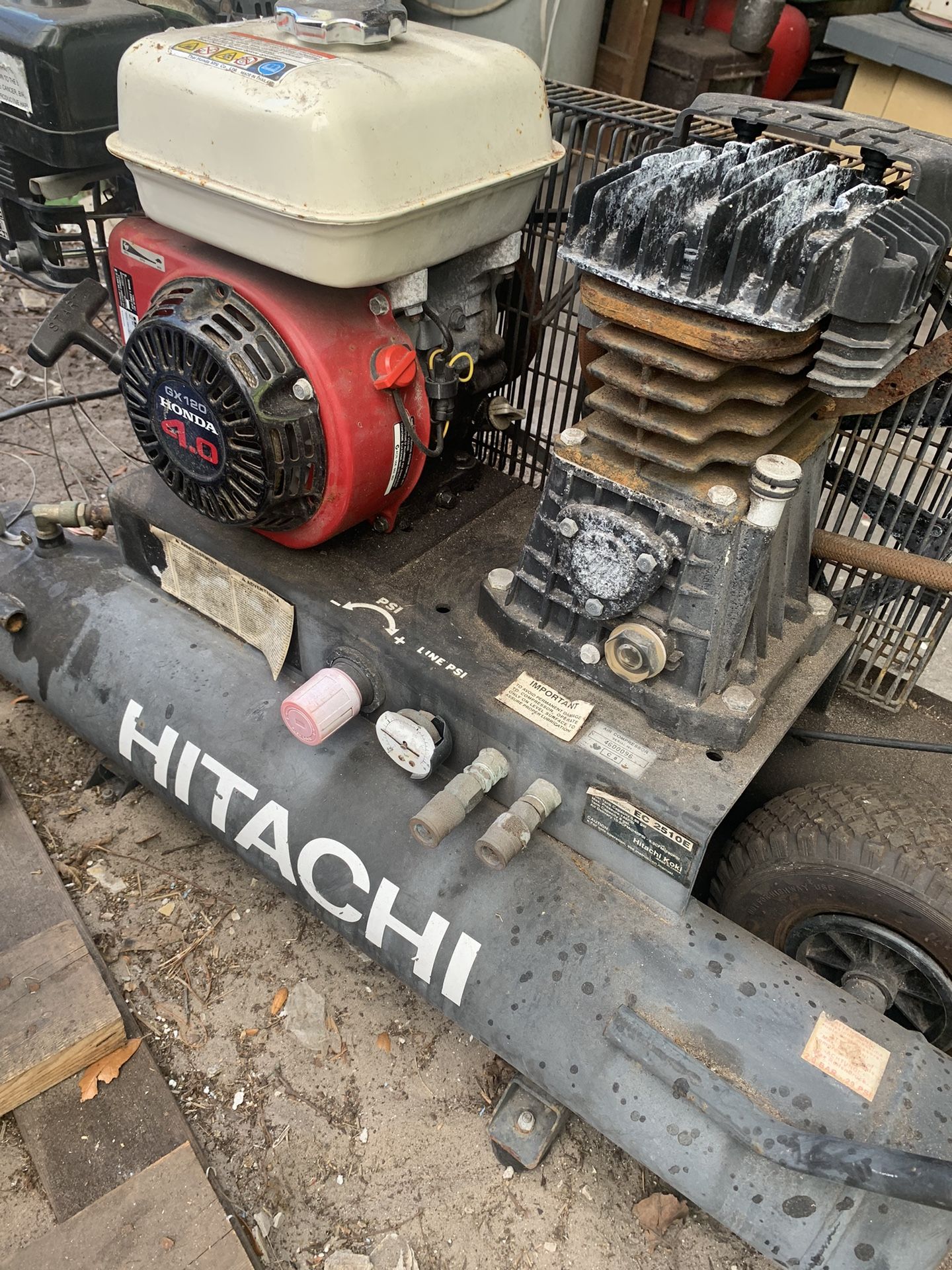 Hitachi EC2510E Air Compressor