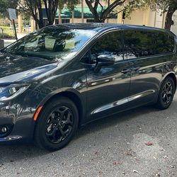 2020 Chrysler Pacifica