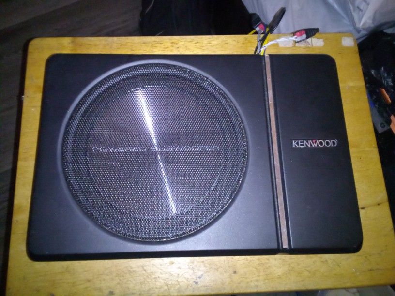 Brand New Kenwood KSC-PSW8 8" Subwoofer Powered Enclosed Subwoofer 150 Watts RMS Power 250 Watts Peak Power