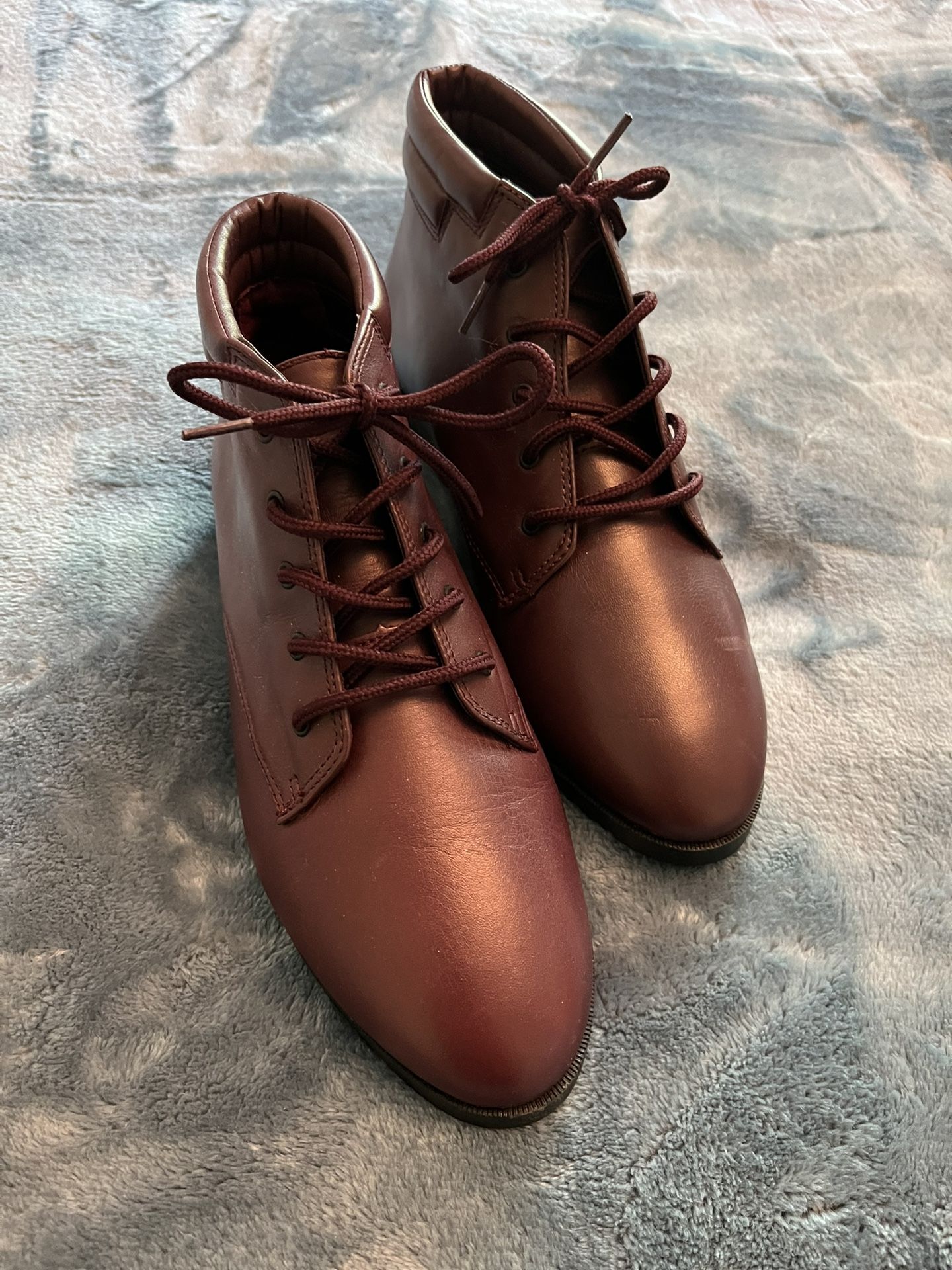 Leather Ladies Danexx Boots- Woman’s Size 7W