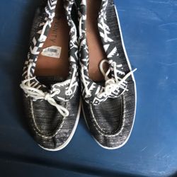 Vanity Shoes Womens Size 9