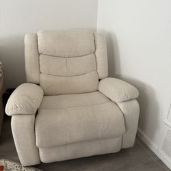 Manual recliner/rocking chair
