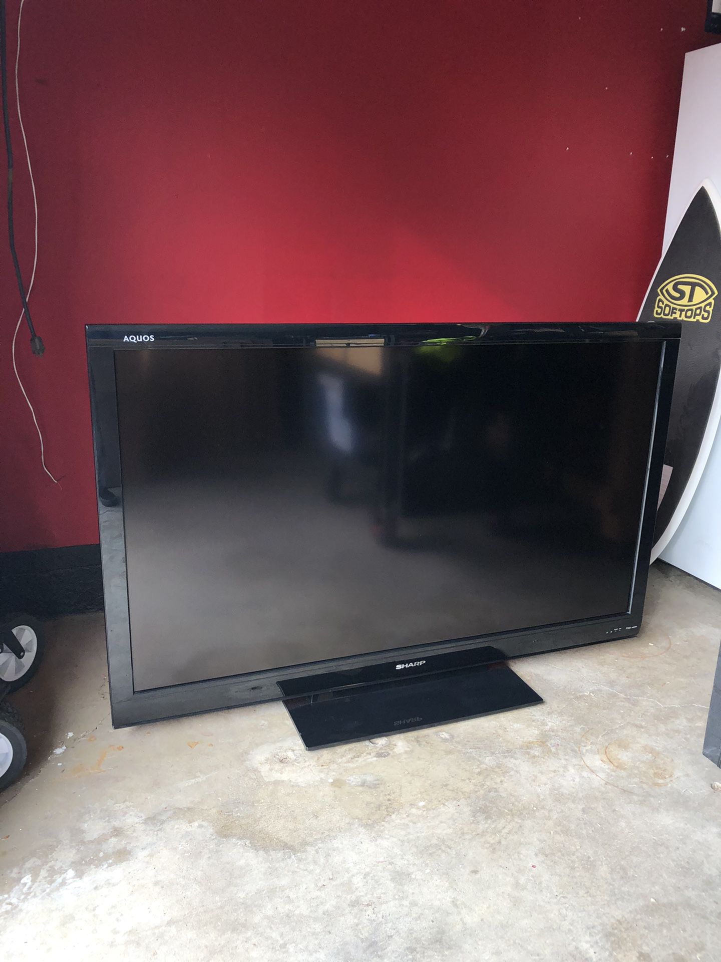 Sharp Aquos 60” LCD TV like new