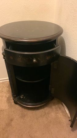 Night stand
