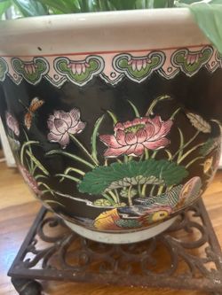 Lotus flower glazed pot for sale