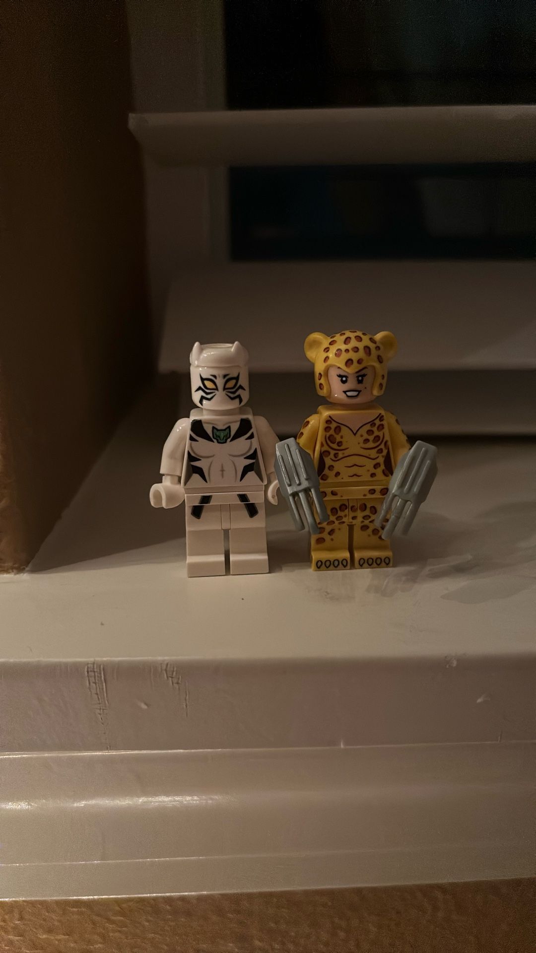 Lego Tiger Duo (Equipped W/ Tails, Claws, Hat Accessories)