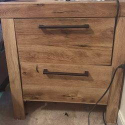 Nightstand 