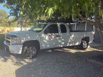 Chevy 2010 clean title