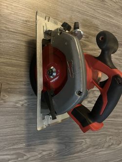 Milwaukee 2630-20 M18 Li-Ion 18V 6-1/2" Circular Saw $110