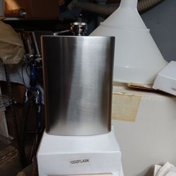 22 oz Stainless Steel Flasks 